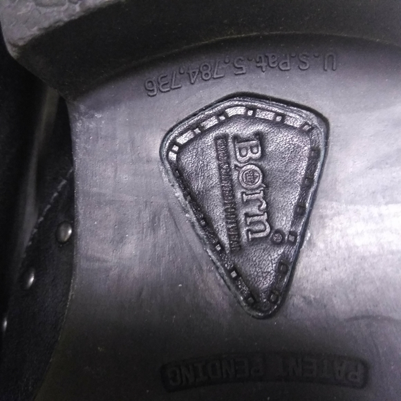 Born Slip on Oxford with comfort footbed. - Picture 4 of 5